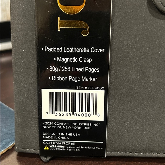 Black Journal with Magnetic Clasp - Picture 4 of 6